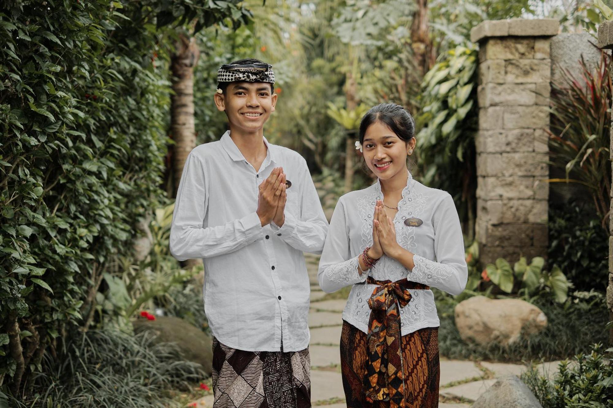 Uddhara Ubud Villa Exterior photo