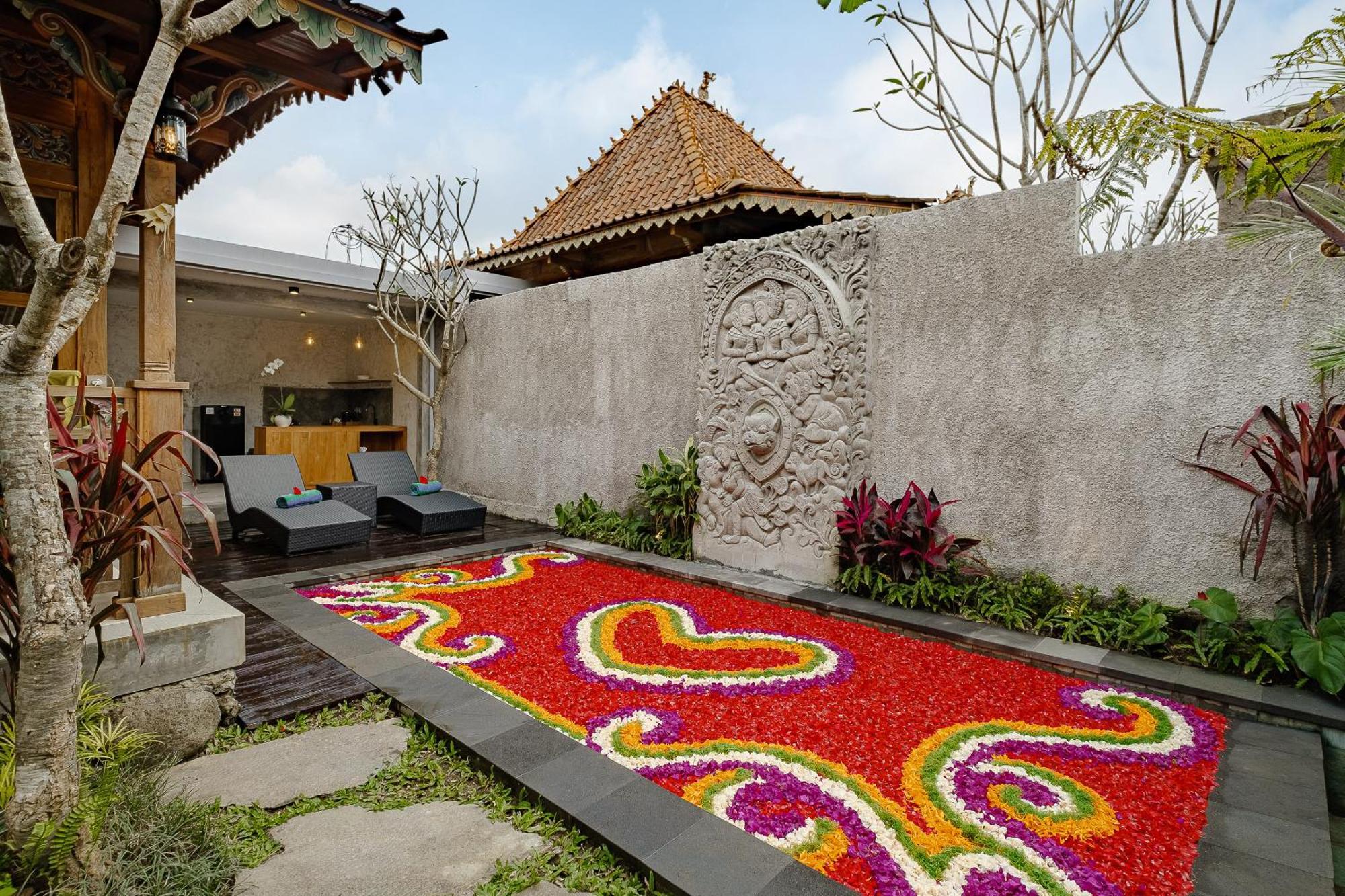 Uddhara Ubud Villa Exterior photo