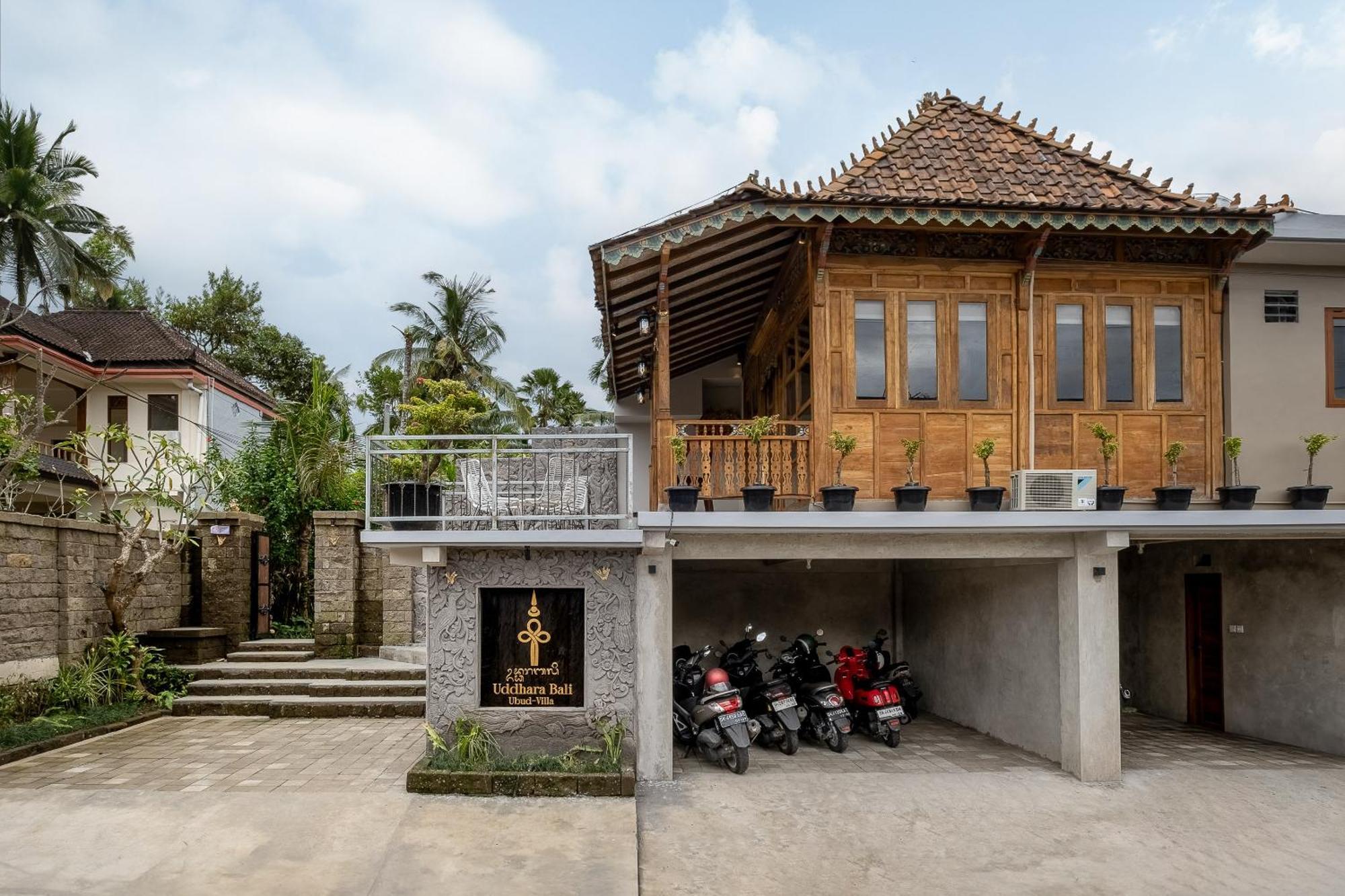 Uddhara Ubud Villa Exterior photo