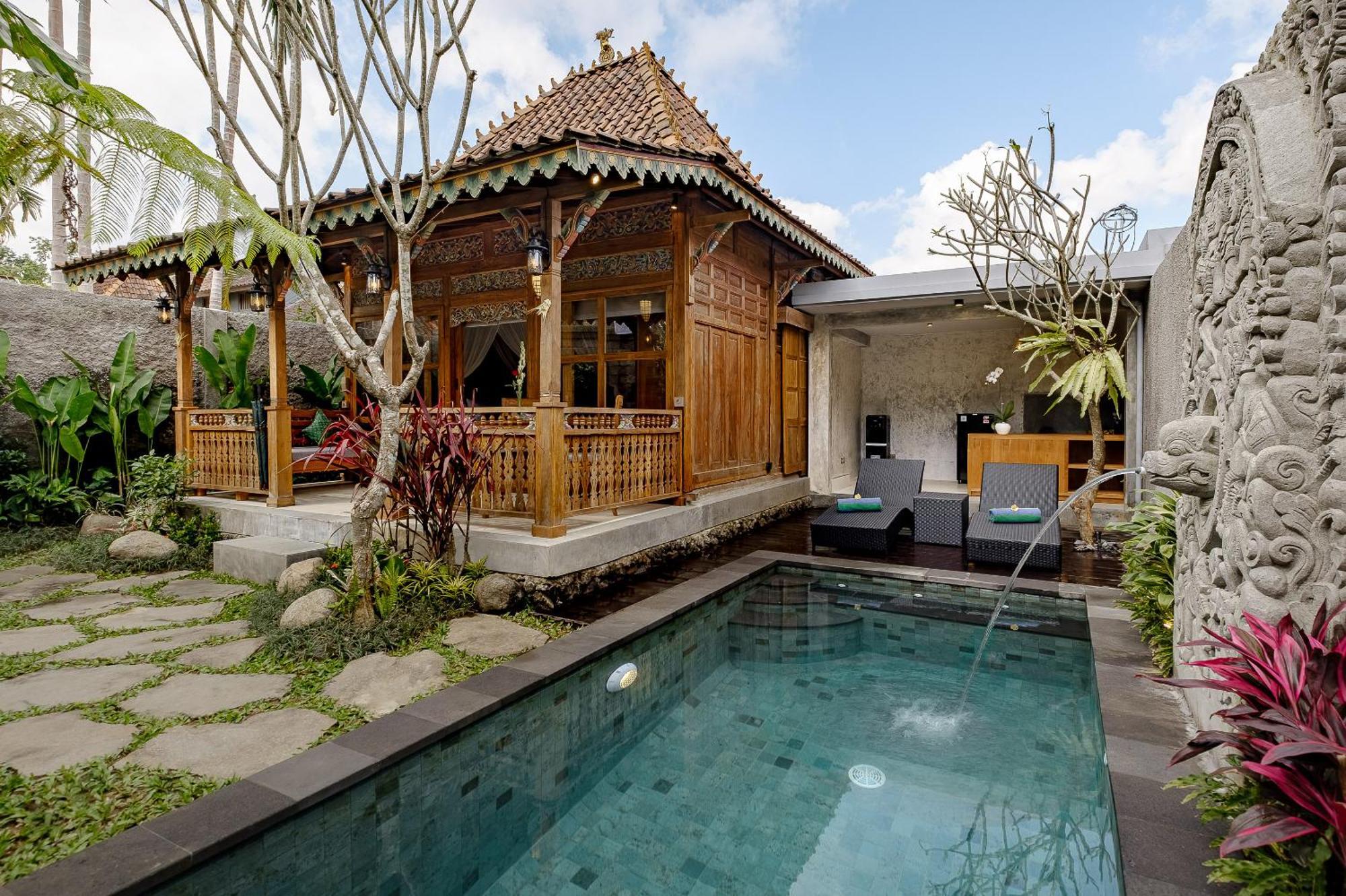 Uddhara Ubud Villa Exterior photo