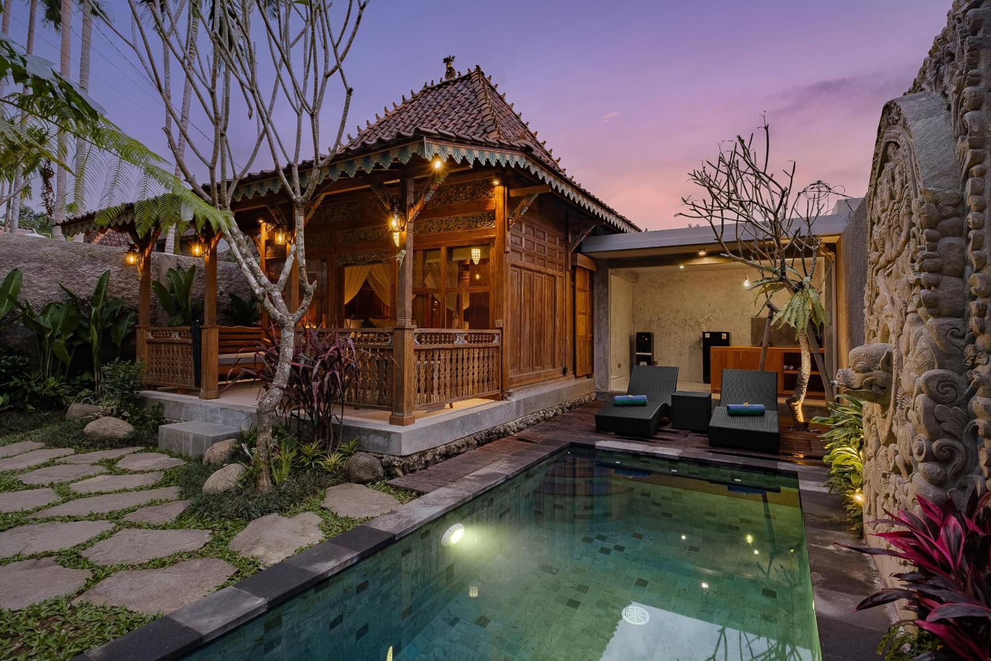 Uddhara Ubud Villa Exterior photo